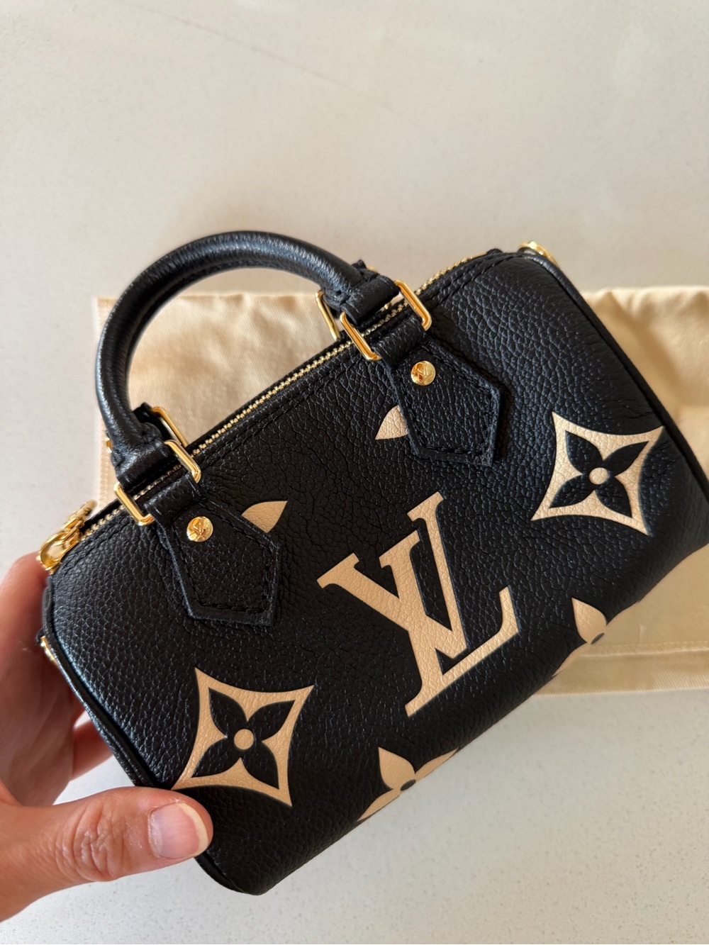 [SOLD] Louis Vuitton Nano Speedy Black - Picture 5 of 16